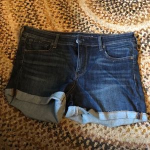 Dark denim rolled hem jean short